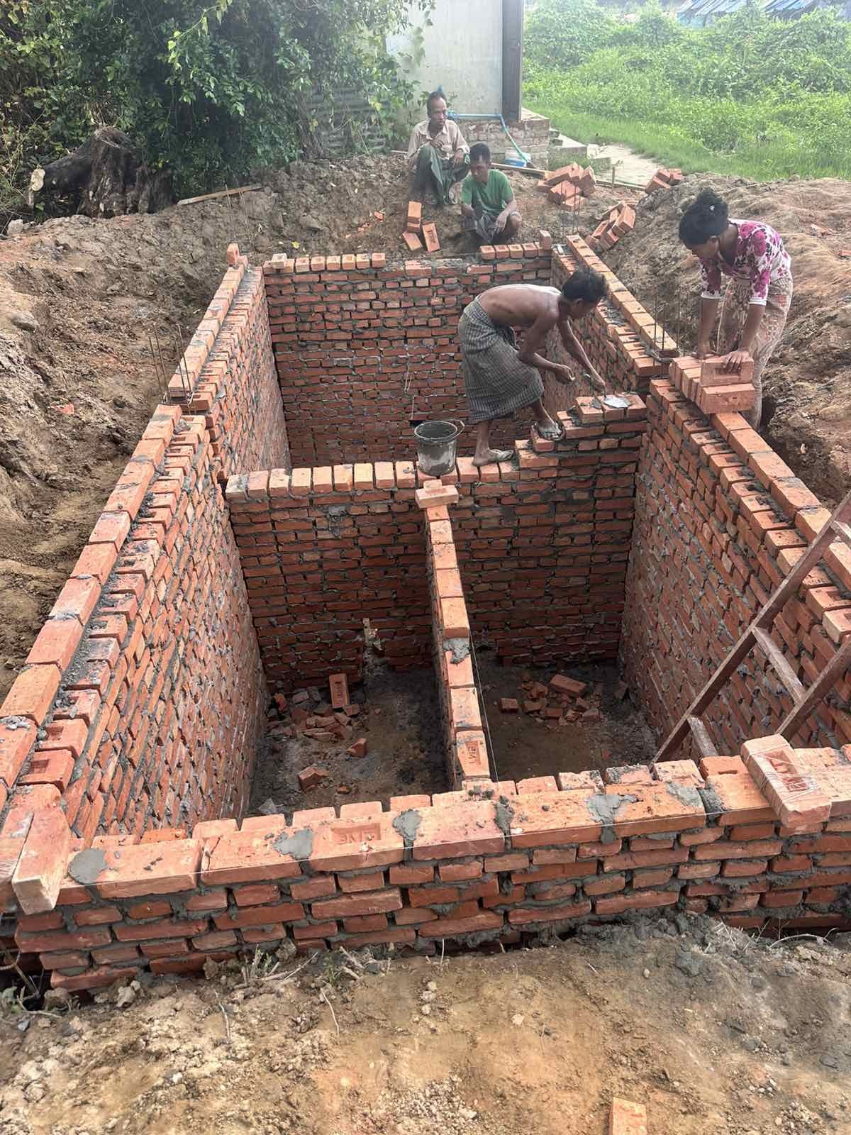 Let_Pan_Zin_School_Toilet_Progress_1